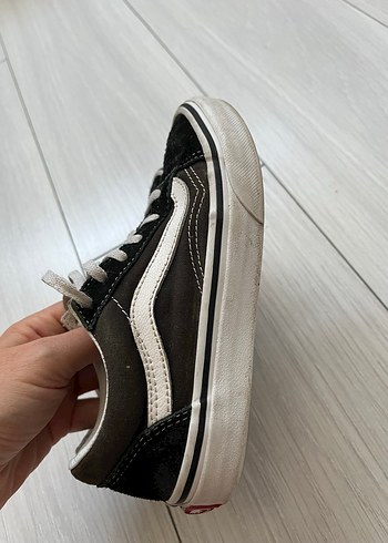 32 Beden Vans Spor Ayakkabı