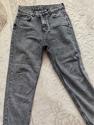 mom jean