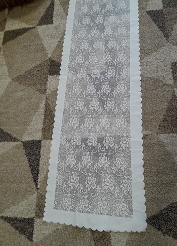 Madam coco runner