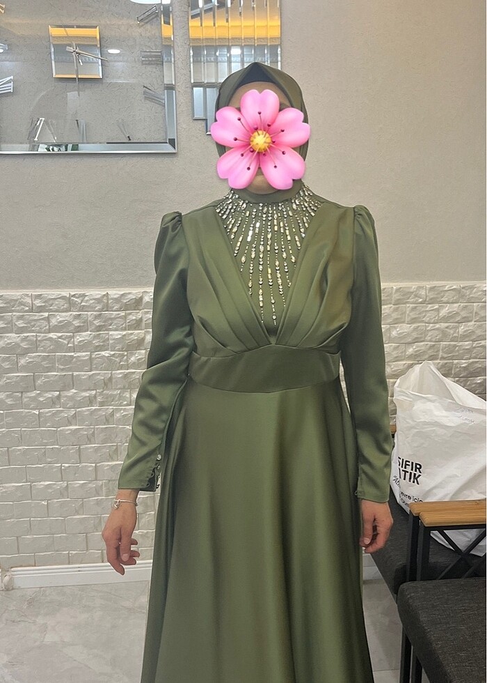 Yeşil abiye elbise - Görsel 2