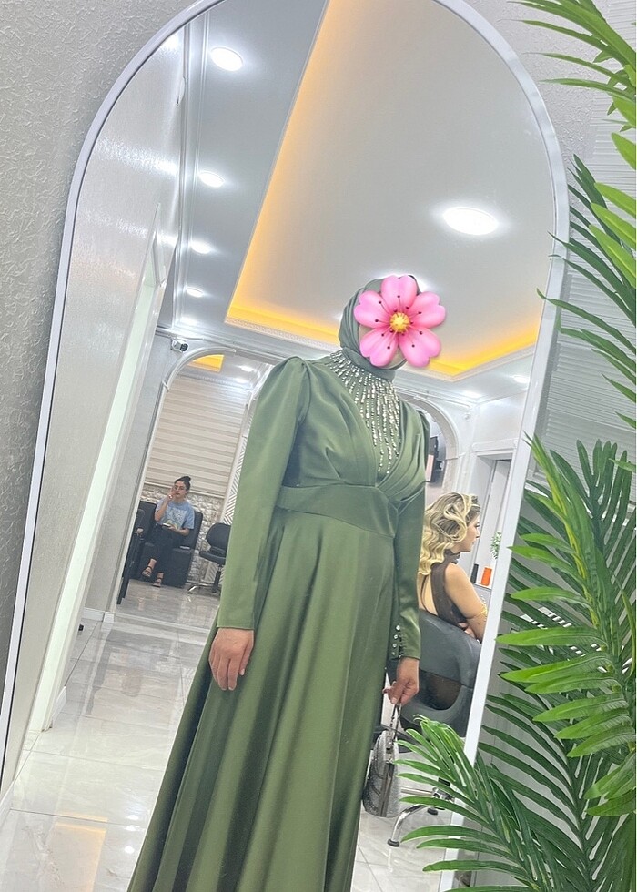 Yeşil abiye elbise - Görsel 3