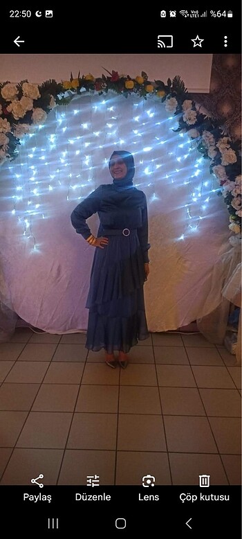 Mavi tesettür elbise ve şal - Görsel 2