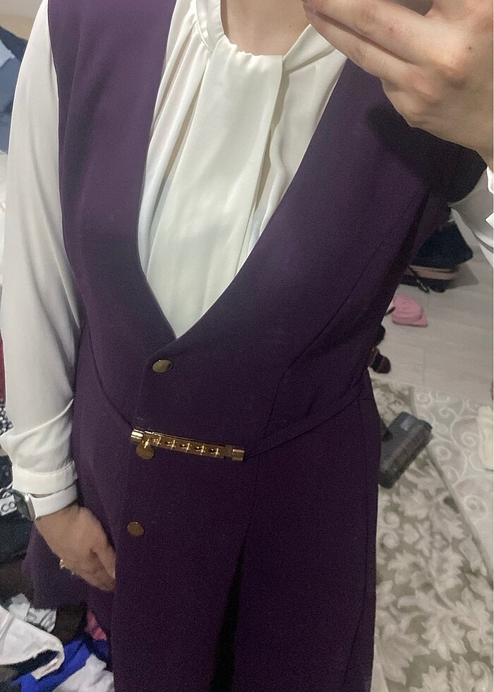 Mor yelek ve ekru gömlek ikili takım. - Görsel 3