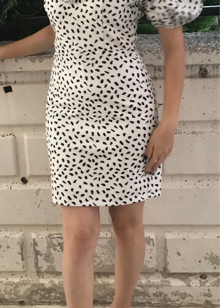 Beyaz renk siyah puantiyeli abiye - Görsel 3