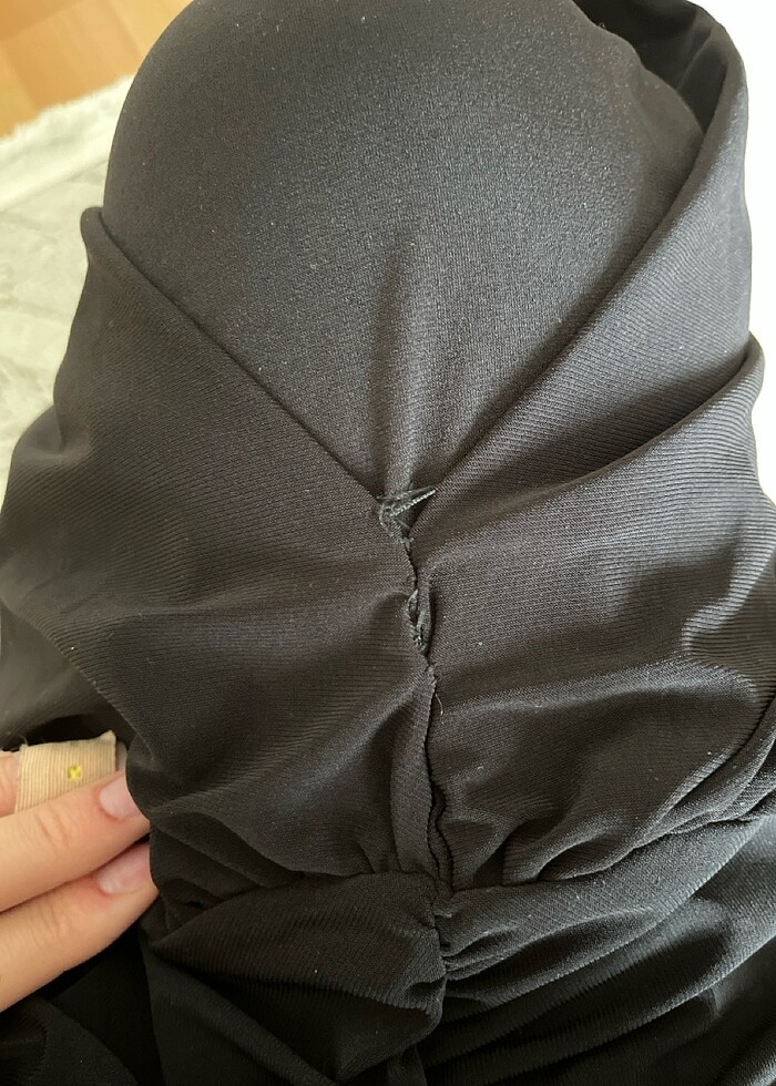 Siyah mezuniyet elbisesi - Görsel 5