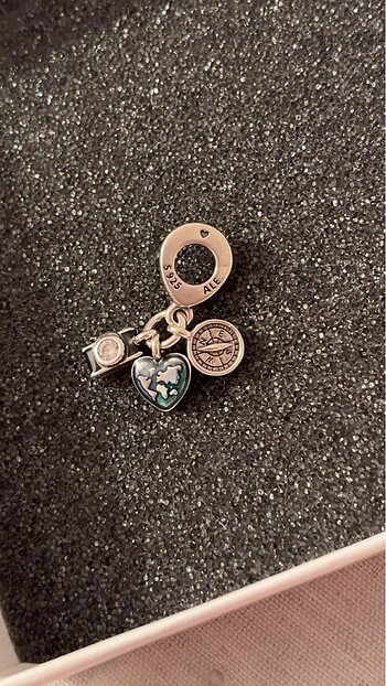 Orijinal pandora charm