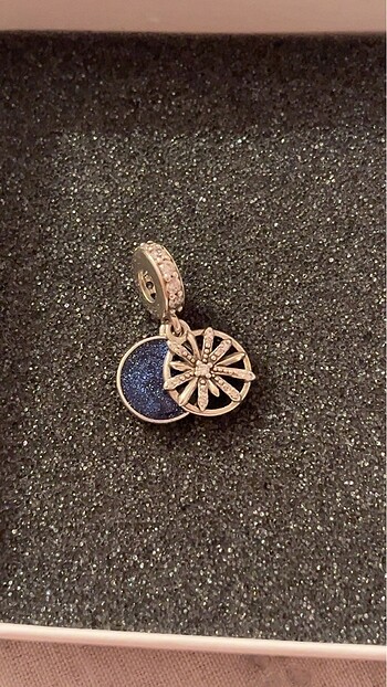 Orijinal pandora charm