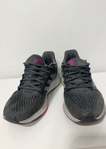Adidas Gri Detayli Kosu Ayakkabisi