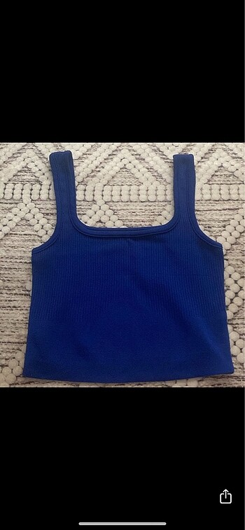 Koyu mavi crop