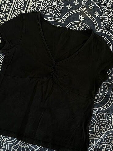 Crop siyah