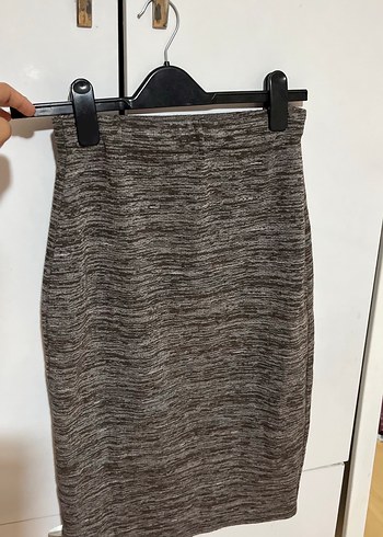Gri Örgülü Midi Kalem Etek