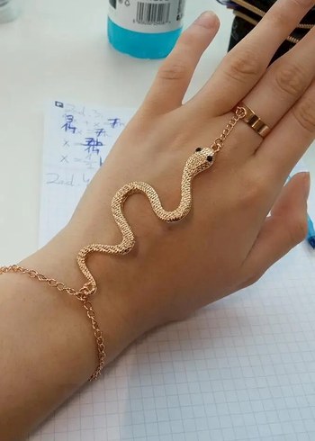 Diğer Altın Renkli Yılan Desenli Zincirli Kadın El Zinciri, Şahmeran