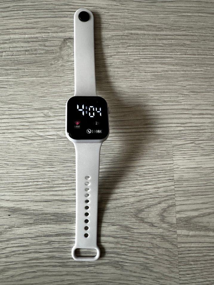 Beyaz Kordon Akıllı Saat Digital Analog Ekran Watch Unisex Model - Görsel 3