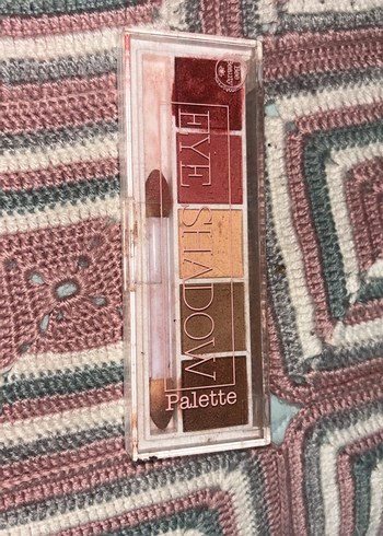 Bej Tonlarda Göz Farı Paleti - Görsel 2