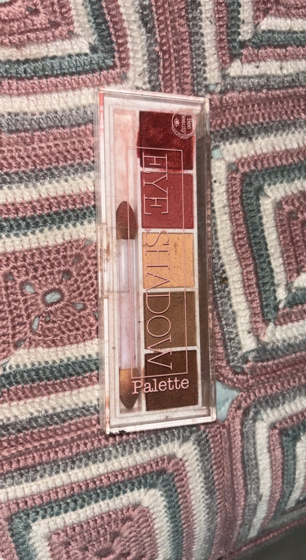 Bej Tonlarda Göz Farı Paleti - Görsel 2