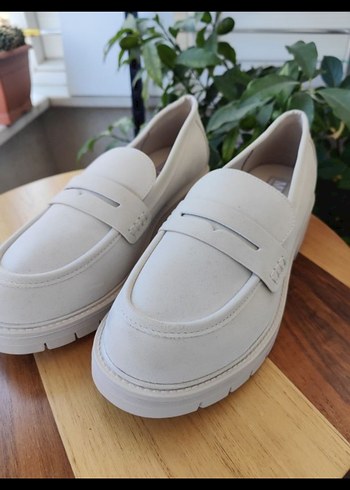 Minimalist Beyaz Platform Topuklu Kadın Loafer