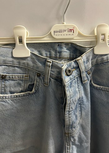 Kadın Mavi Yırtık Denim Jean - Görsel 2