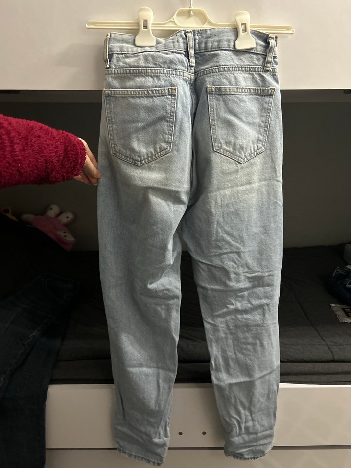 Kadın Mavi Yırtık Denim Jean - Görsel 4