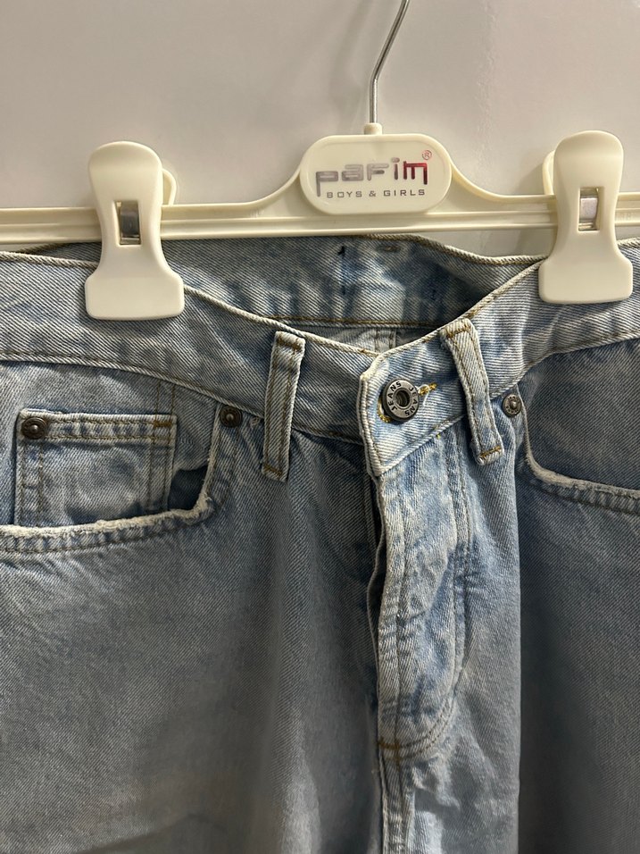 Kadın Mavi Yırtık Denim Jean - Görsel 2