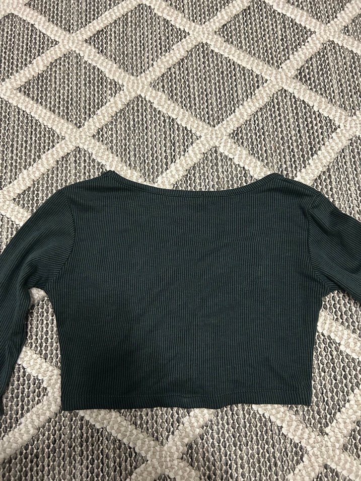 Stradivarius Haki Yeşil Uzun Kollu Kadın Crop Top - Görsel 2