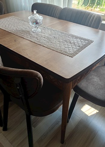 Beden kahverengi Renk 6 kişilik yemek masası