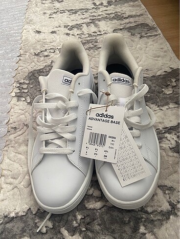 Adidas Advantage