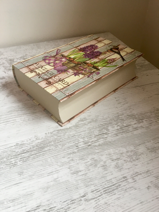 Vintage kitap kutu 