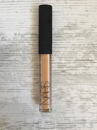 Nars kapatıcı 