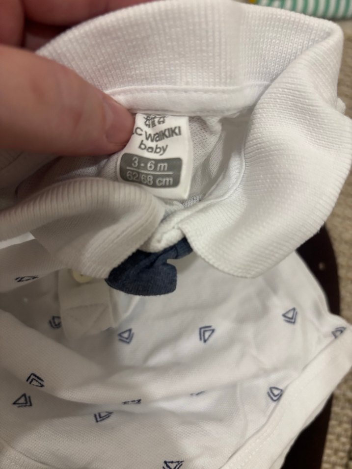 Düğmeli Beyaz Bebek Body - Görsel 2