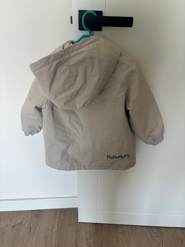 Bej Erkek Çocuk Fermuarlı Yağmurluk - Görsel 2