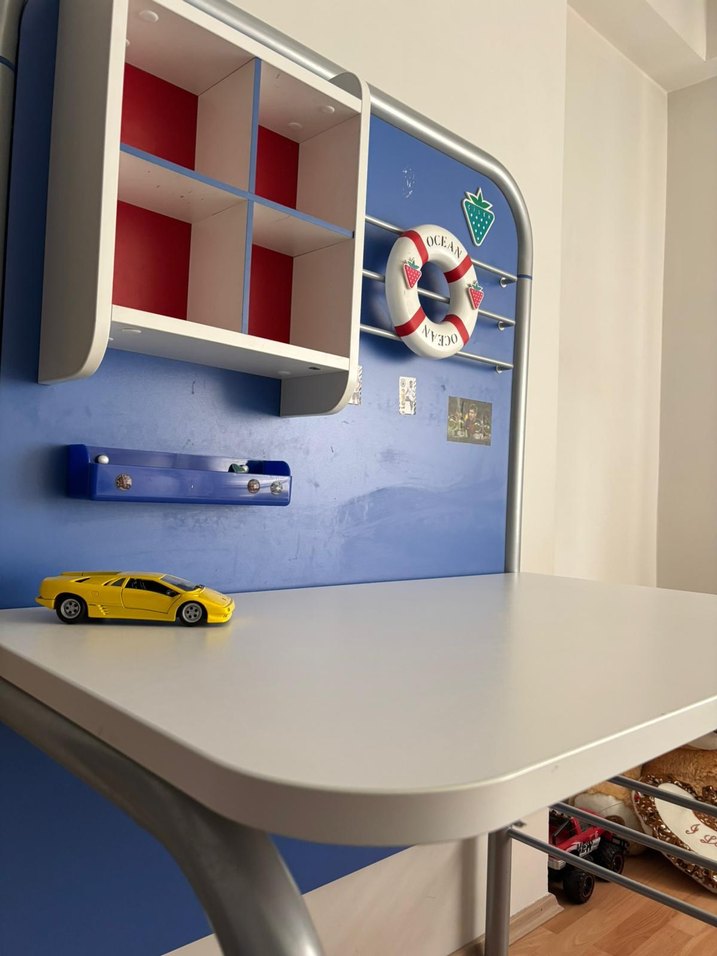 çilek markalı genç erkek yatak+masa takımı - Görsel 3