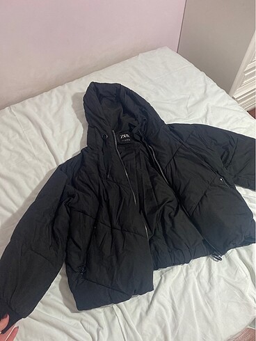 Zara siyah şişme mont
