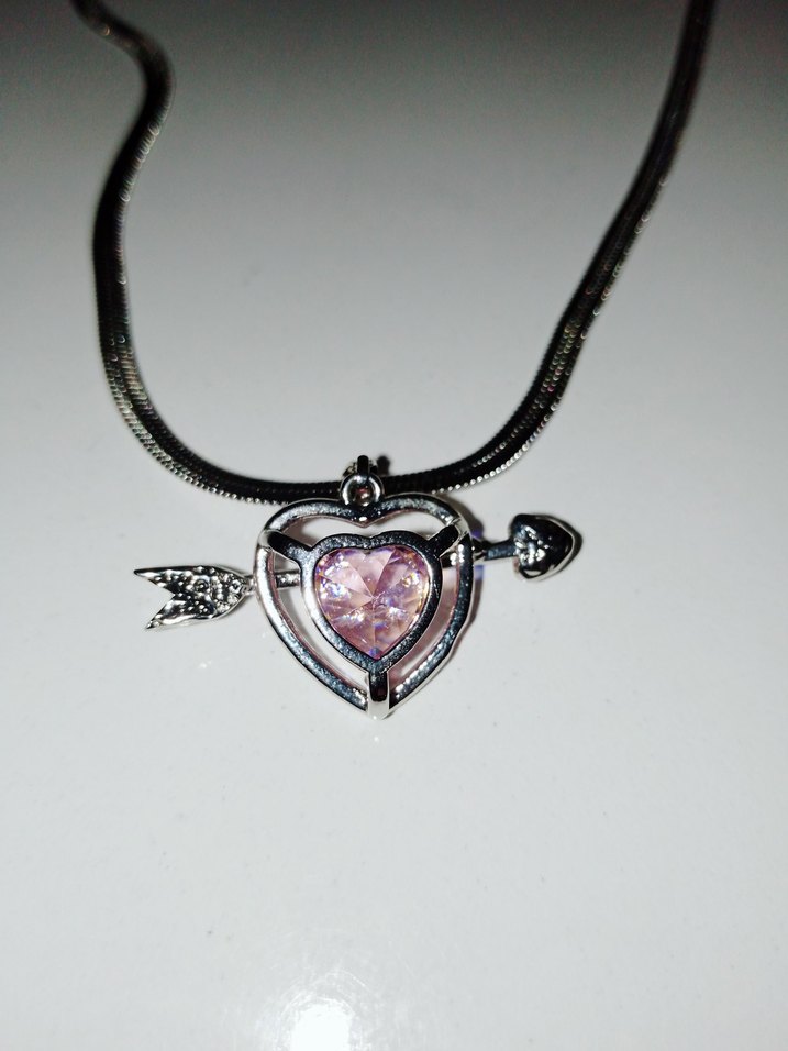 Pembe Zincirli Gotik Kolye - Görsel 4