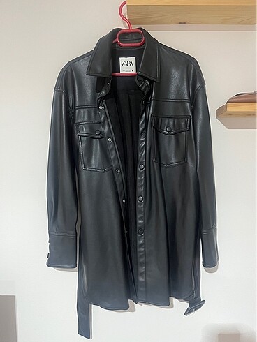 ZARA KEMERLİ OVERSİZE DERİ CEKET