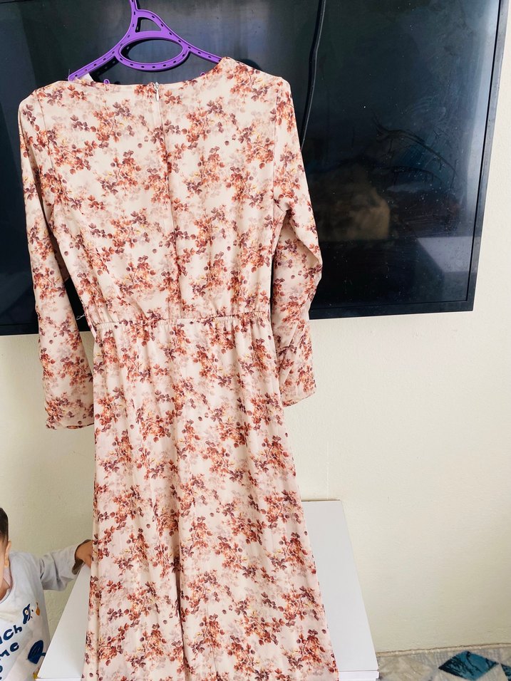 Bahar çiçekli elbise  - Görsel 4