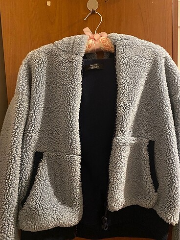 Bershka peluş mont