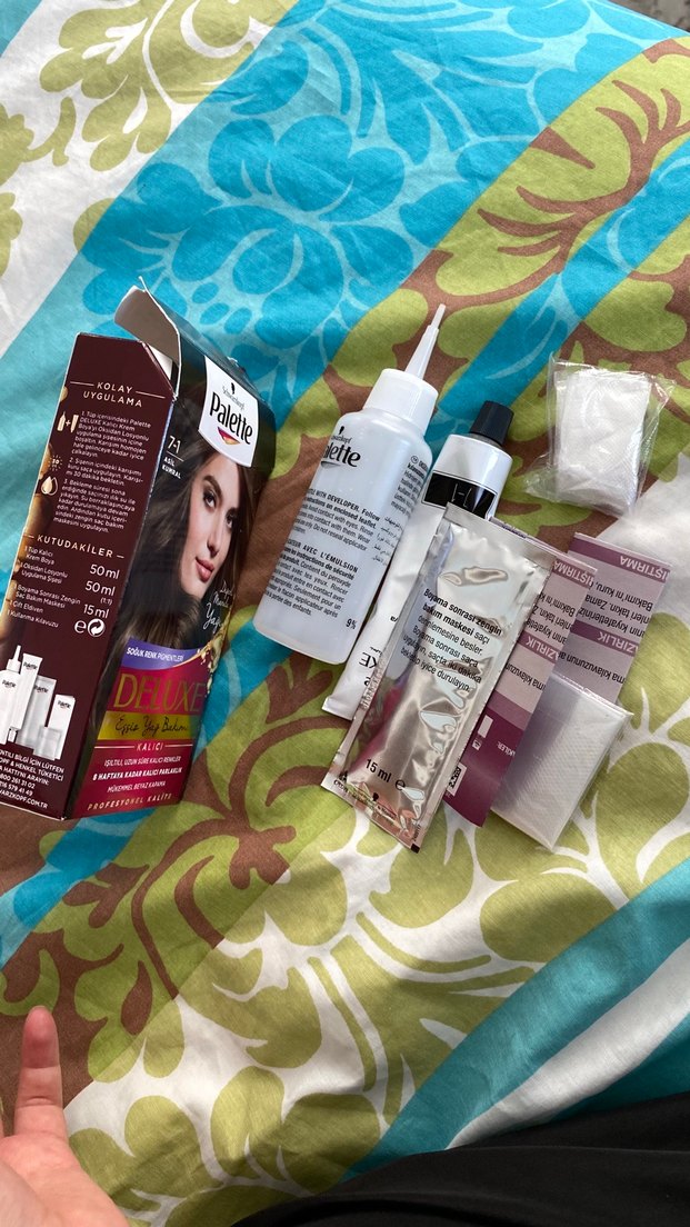 Palette Deluxe Kalıcı Saç Boyası 7-1 Küllü Kumral - Görsel 2