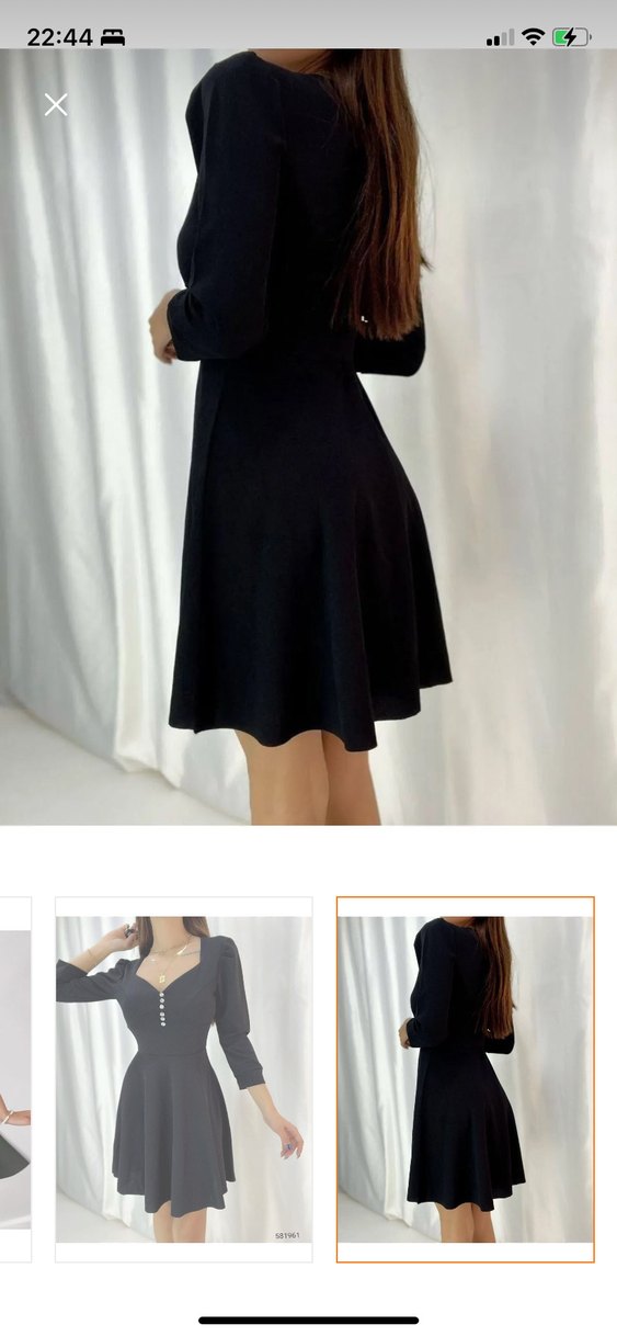 Düğmeli Siyah V Yaka Mini Elbise - Görsel 4