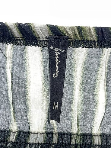 m Beden çeşitli Renk Stradivarius Bluz %70 İndirimli.