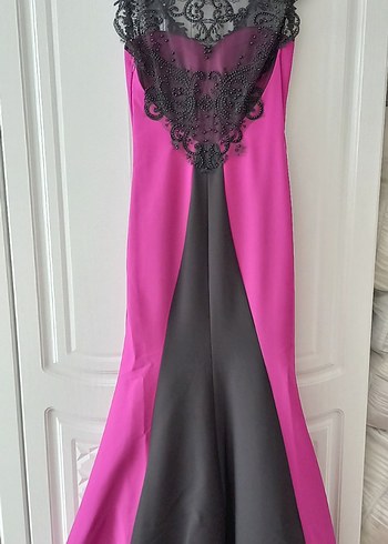 Pembe Uzun Abiye Elbise, Kayık Yaka, Kolsuz - Görsel 2