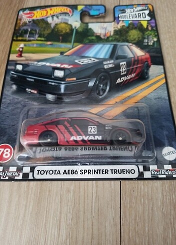 Hot whells Premium Toyota AE86 Sprınter Trueno