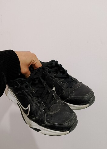 Nike ayakkabı
