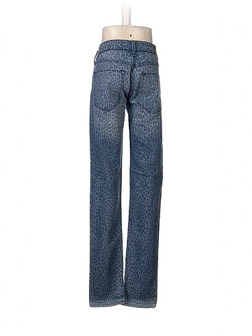 26 Beden H&M Jean / Kot %70 İndirimli.