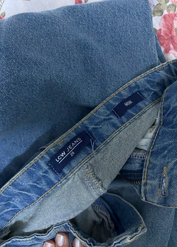 LC Waikiki Düğmeli Bağlama Desenli Mavi Midi Kot Pantolon