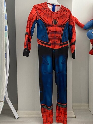 spiderman kostumu