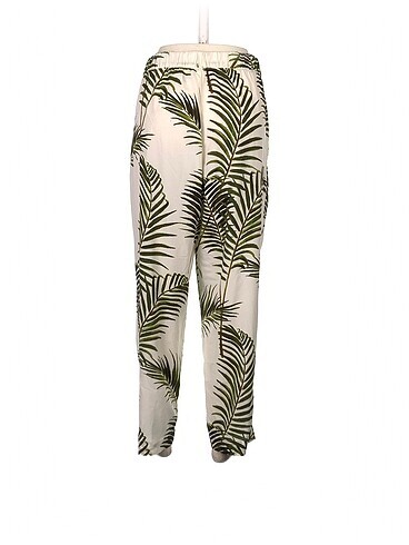 44 Beden H&M Kumaş Pantolon %70 İndirimli.