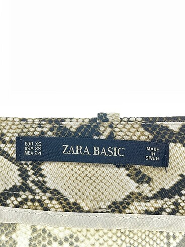 xs Beden çeşitli Renk Zara Mini Şort %70 İndirimli.