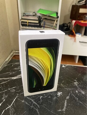 iPhone SE Kutusu