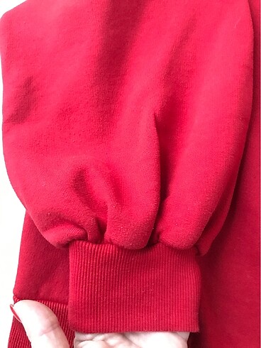 H&M Kırmızı sweatshirt