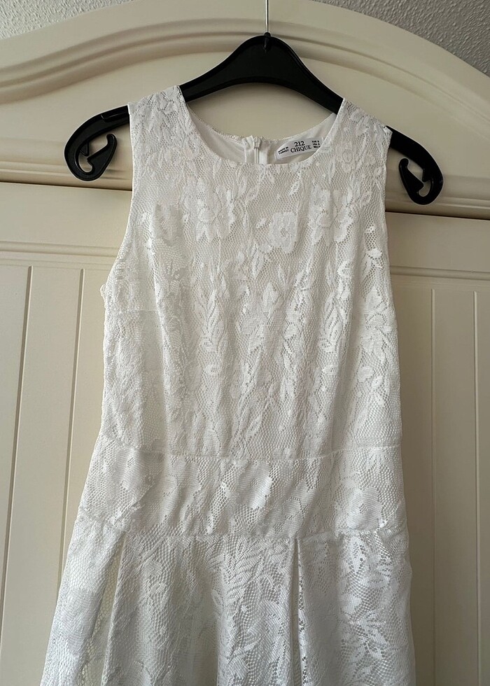 Nikah ya da mezuniyet elbisesi - Görsel 4